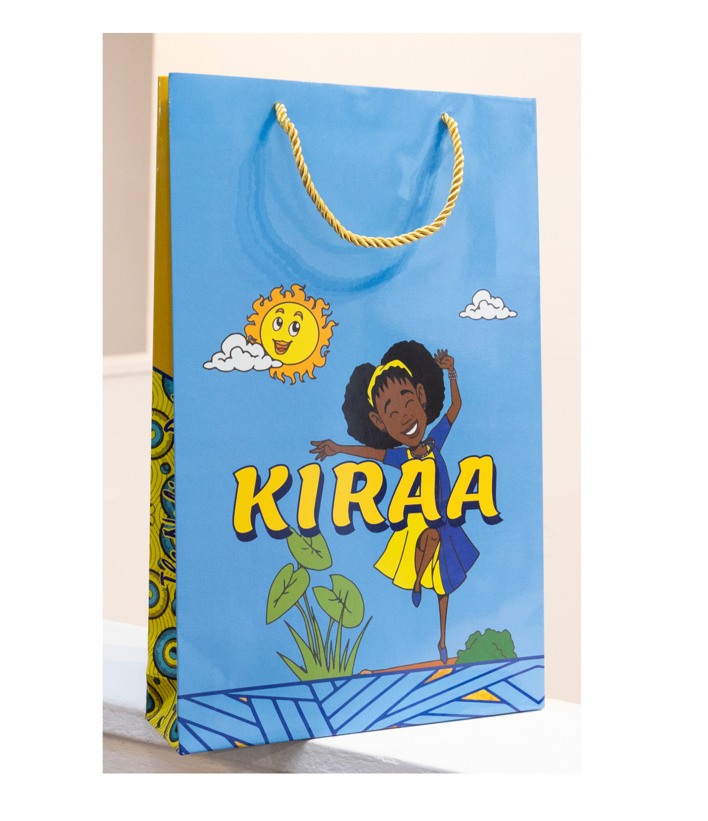 Kiraa Gift Bag image 2